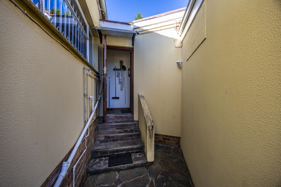 4 Bedroom Property for Sale in Kaffrarian Heights Eastern Cape
